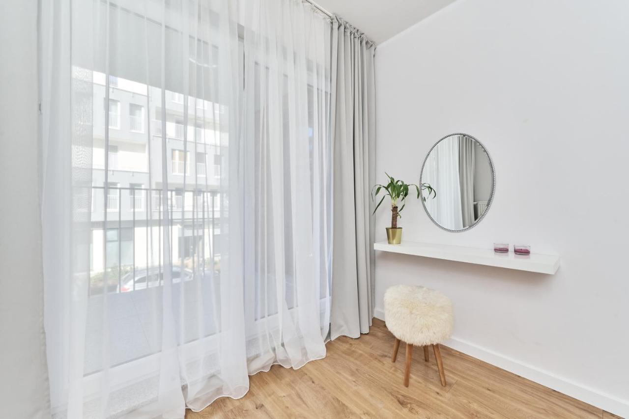 Apartments Dmowskiego Kepa Mieszczanska By Noclegi Renters Вроцлав Екстериор снимка
