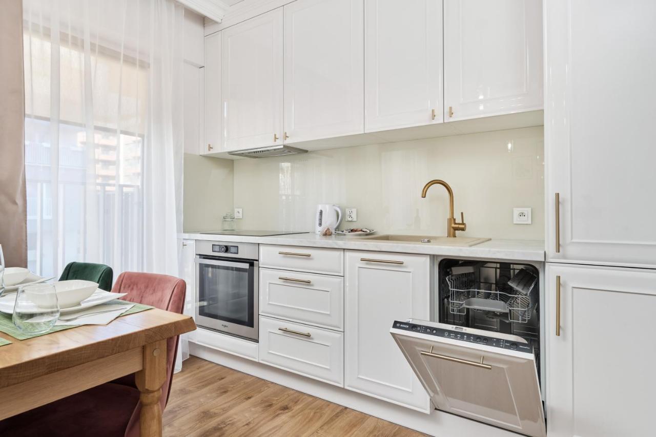 Apartments Dmowskiego Kepa Mieszczanska By Noclegi Renters Вроцлав Екстериор снимка